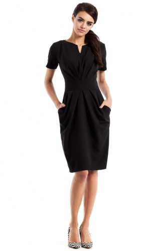Elegancka Czarna Sukienka w stylu lat 60