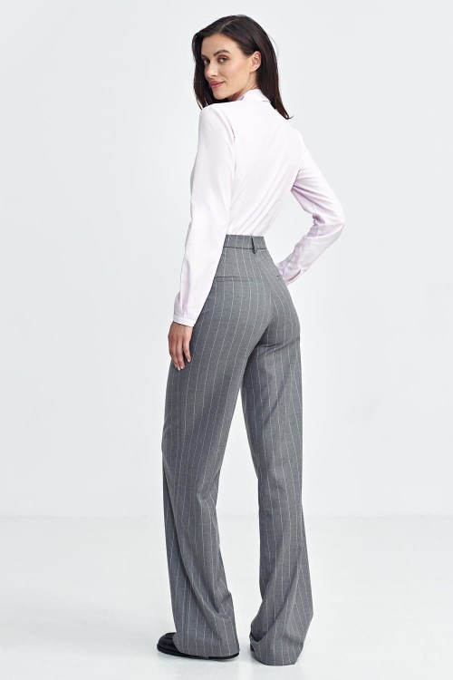Eleganckie spodnie w stylu lat 70 szare